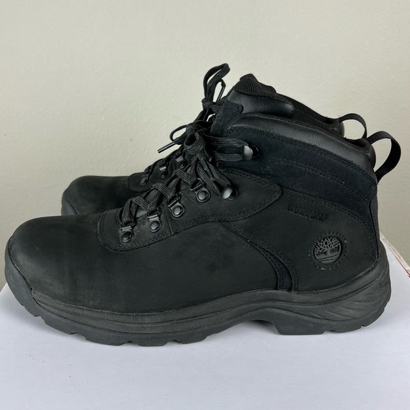 Men's Timberland Flume Mid Waterproof Boot - Picture 6 of 8